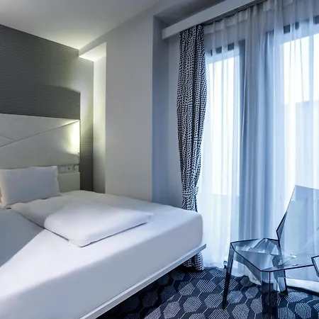 Magic Hotel Bergen City Center, A Member Of Radisson Individuals-3